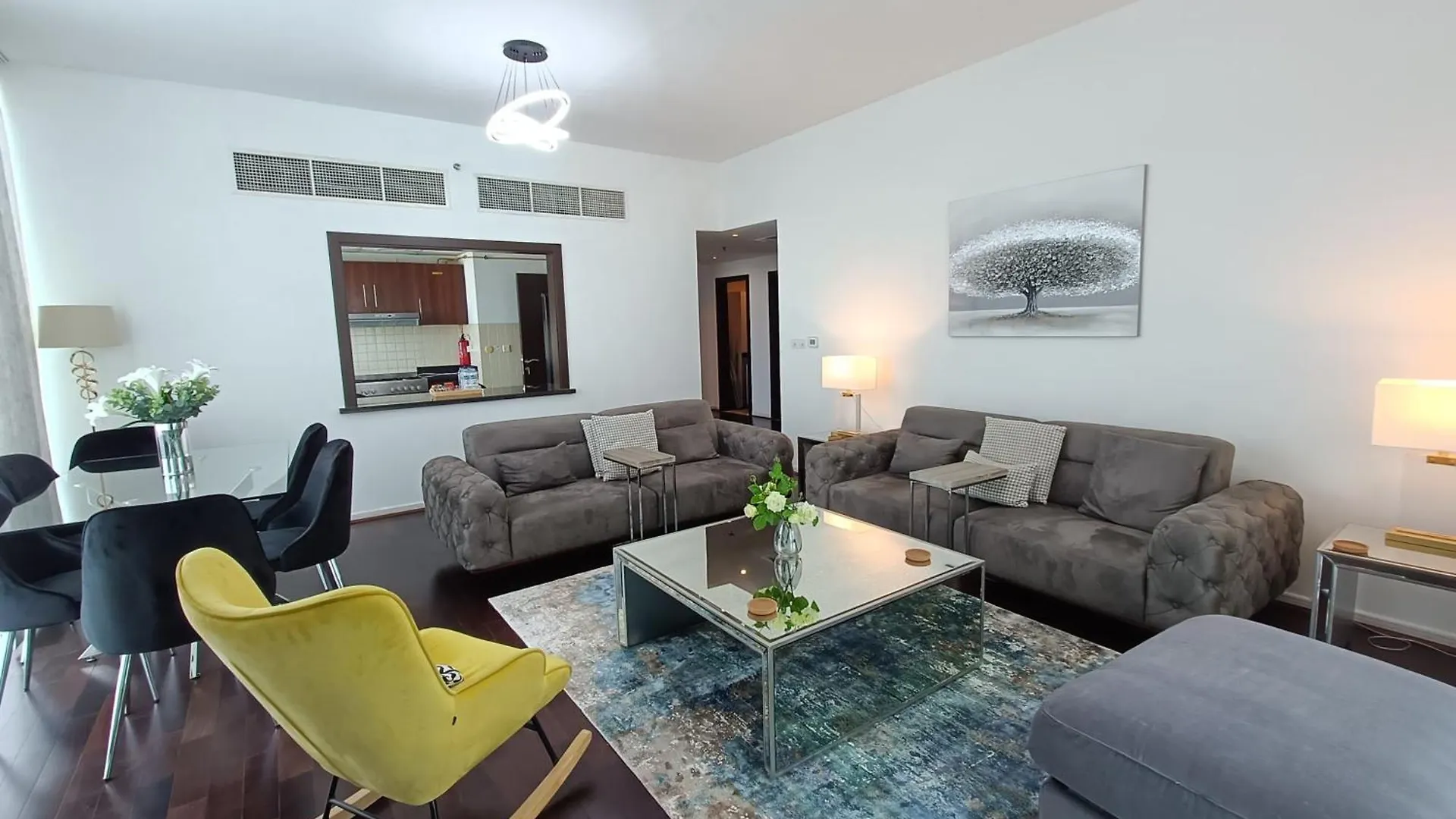 Quill Residence - Canal View Spacious 3 Bedroom Apartment Dubai