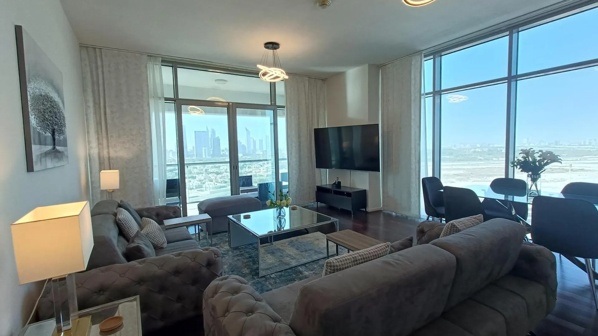 Quill Residence - Canal View Spacious 3 Bedroom Apartment Dubai